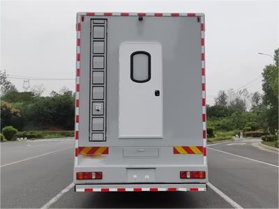 汕德卡指揮車