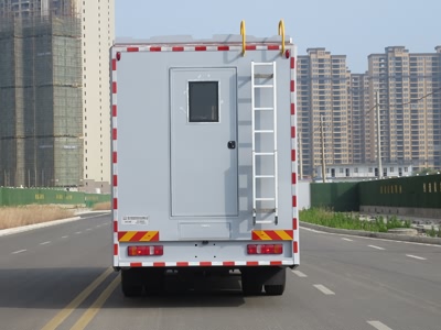 汕德卡凈水車