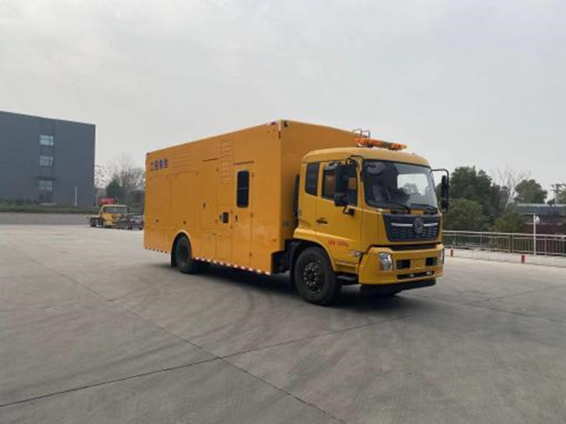 程力牌東風(fēng)天錦4000方排水車