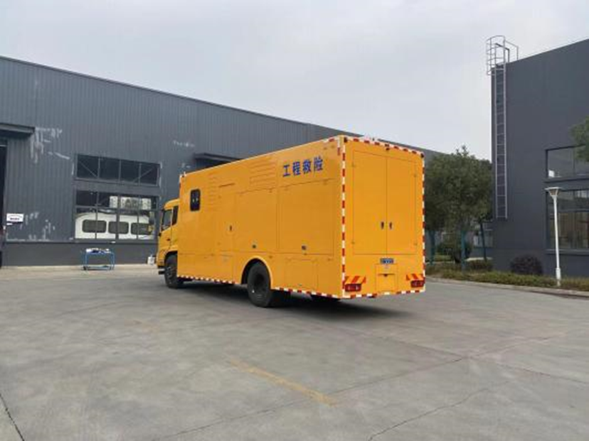程力牌東風(fēng)天錦4000方排水車