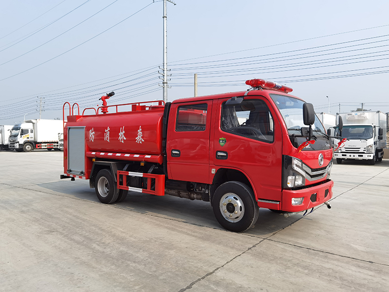 雙排4噸消防灑水車