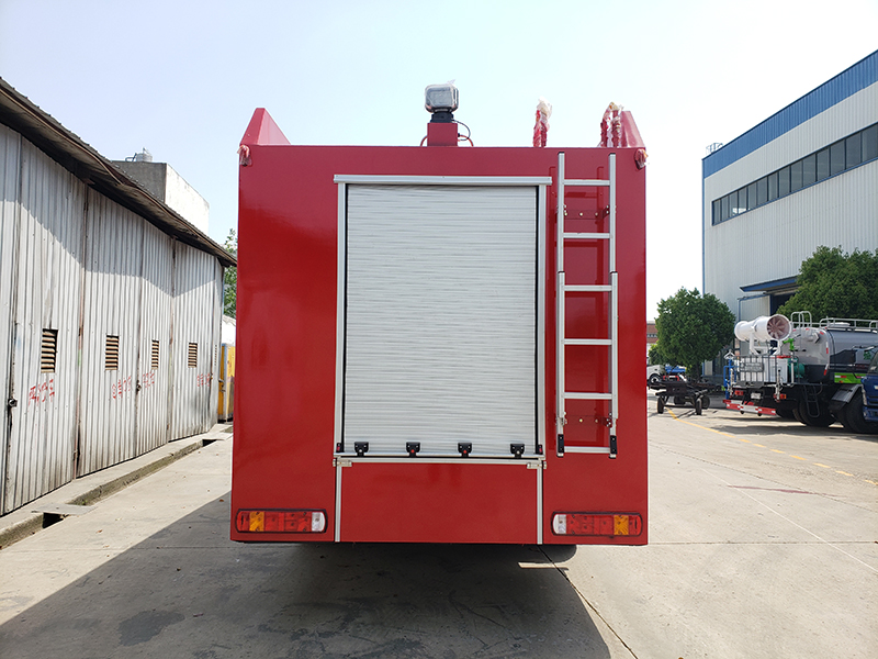 重汽23噸水罐消防車